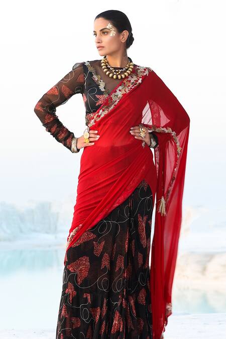 Pallavi Jaipur_Red Chiffon, Satin Blend Round Printed Pre-draped Saree Set _Online_at_Aza_Fashions