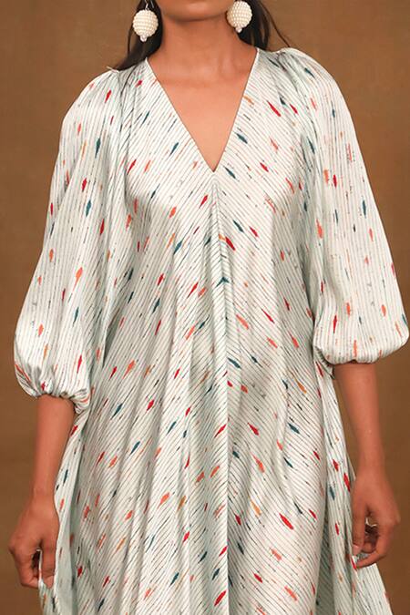 Pallavi Jaipur_Green Silk Satin Stripes And Abstract V Neck Dress With Belt _at_Aza_Fashions