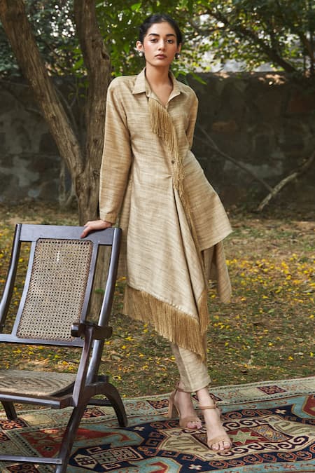 Pozruh by Aiman Handloom Cotton Silk Kurta & Pant Set 