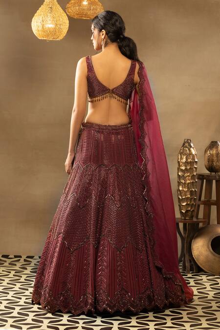 Shop Isha & Shreya Red Silk Crepe, Dupatta Organza Sequins, Leila Embellished Bridal Lehenga Set at Aza Fashions Shop_Isha & Shreya_Red Silk Crepe, Dupatta Organza Sequins, Leila Embellished Bridal Lehenga Set_at_Aza_Fashions