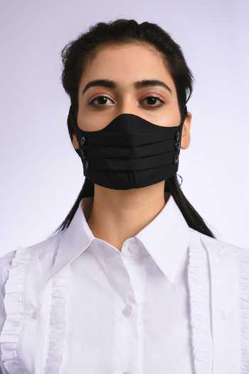 Buy_QUOD_Black Face Mask_Online_at_Aza_Fashions