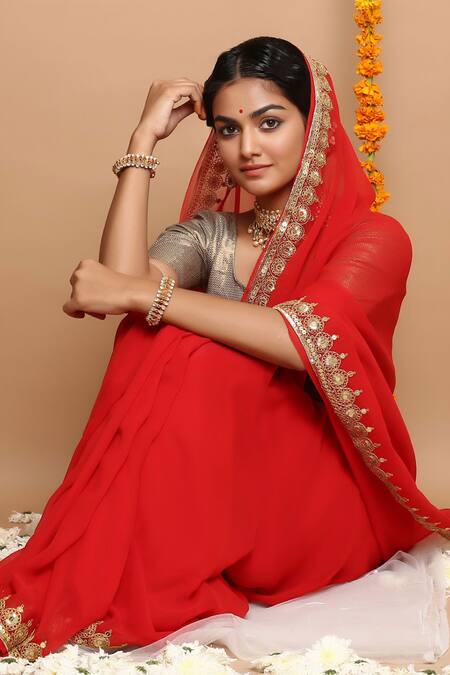 Ruar India Red Chiffon Embroidered Saree With Blouse Online at Aza Fashions Ruar India_Red Chiffon Embroidered Saree With Blouse _Online_at_Aza_Fashions