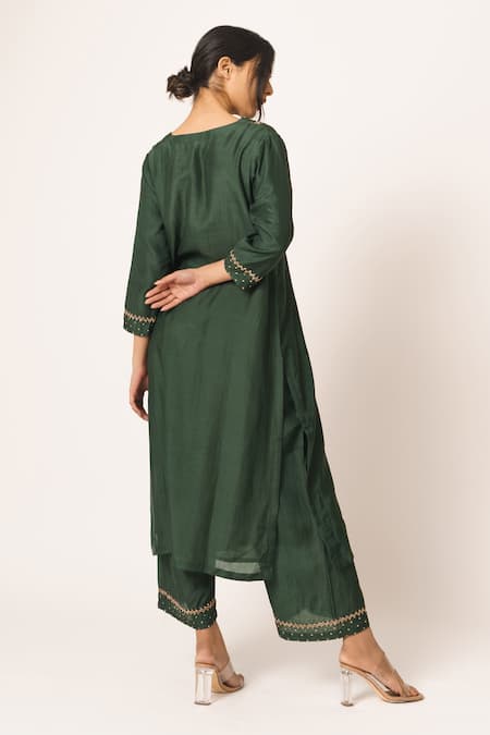 Shop_Dot_Green Silk Round Kurta Set_at_Aza_Fashions