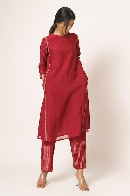 Dot Red Chanderi Round Kurta Set 