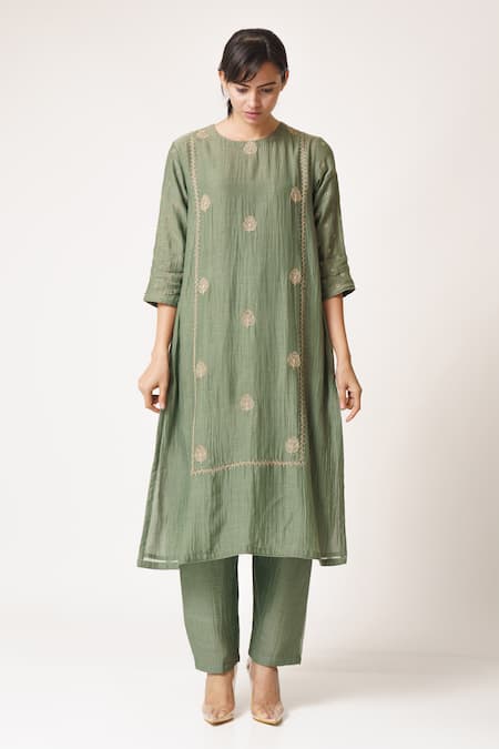 Dot Green Chanderi Round Kurta Set Online at Aza Fashions Dot_Green Chanderi Round Kurta Set _Online_at_Aza_Fashions