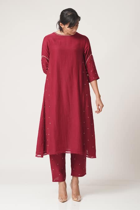 Dot Maroon Chanderi Round Kurta Set 