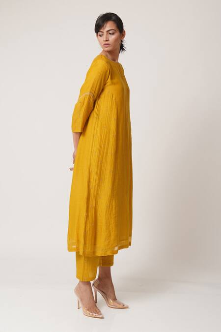 Dot_Yellow Chanderi Round Kurta Set _Online_at_Aza_Fashions