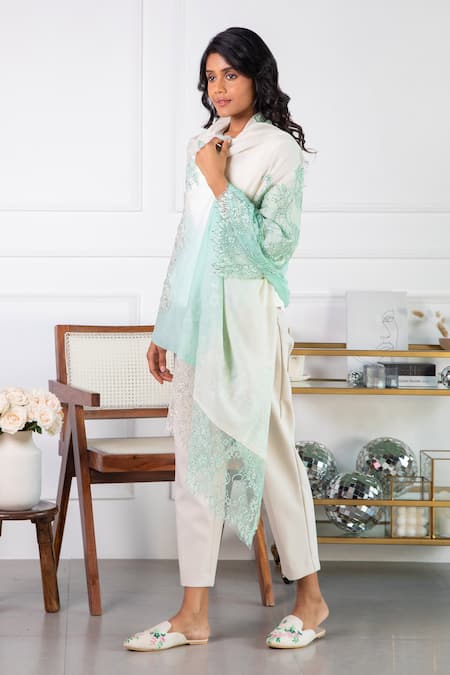 Buy_Rhe-Ana_Blue Lyla Floral Embroidered Stole _Online_at_Aza_Fashions