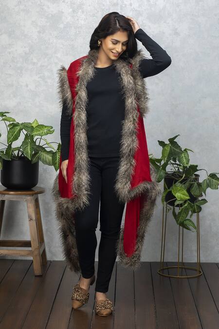 Shop Rhe-Ana Red Wool Diamond Motif Open Neck Faux Fur Cape Online at Aza Fashions Shop_Rhe-Ana_Red Wool Diamond Motif Open Neck Faux Fur Cape _Online_at_Aza_Fashions