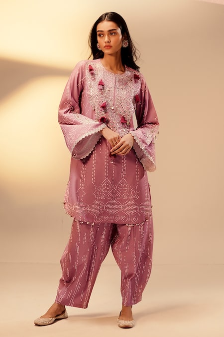 Inej Embroidered Kurta & Salwar Set 