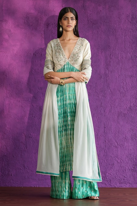 Buy_Qbik_Green Raw , Banarasi And Crushed Satin Embroidered Kurta Palazzo Set_Online_at_Aza_Fashions