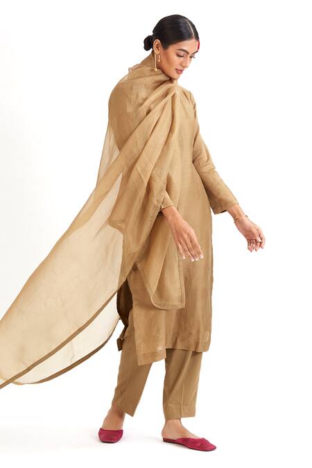 Peeli Dori_Brown Kurta Chanderi Embroidery Round Straight Set _Online_at_Aza_Fashions