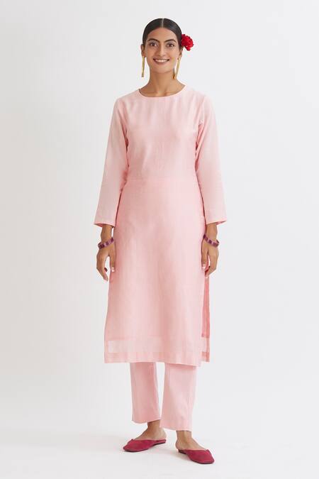 Peeli Dori_Pink Dupatta Silk Organza, Kurta Chanderi, Pant Cotton Satin Straight Set_Online_at_Aza_Fashions