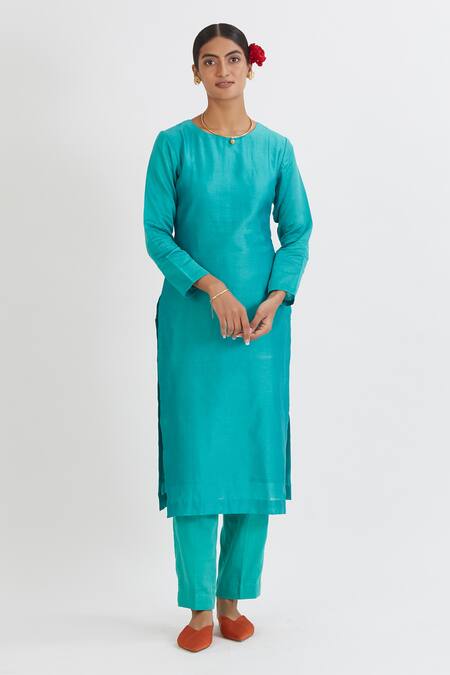 Buy Peeli Dori Blue Dupatta Silk Organza, Kurta Chanderi, Pant Cotton Satin Straight Set Online at Aza Fashions Buy_Peeli Dori_Blue Dupatta Silk Organza, Kurta Chanderi, Pant Cotton Satin Straight Set_Online_at_Aza_Fashions