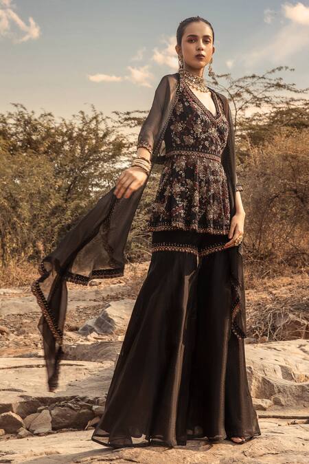 Buy_Ridhima Bhasin_Black Organza V Neck Embroidered Kurta Set _Online_at_Aza_Fashions