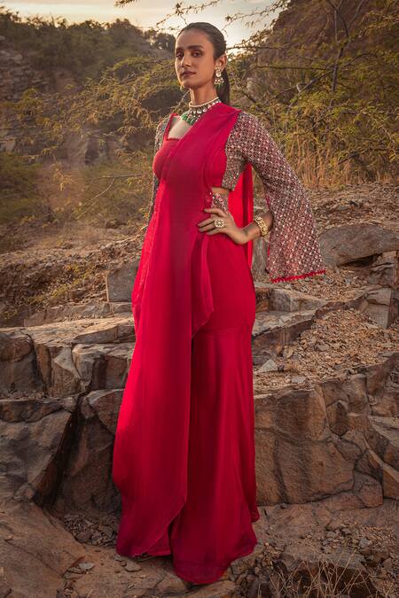 Ridhima Bhasin_Pink Chiffon Square Neck Organza Sharara Saree With Blouse  _Online_at_Aza_Fashions