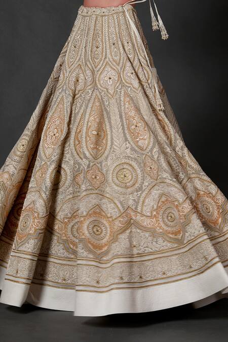 Buy_Rohit Bal_White , Net, Lining Floral Scoop Embroidered Bridal Lehenga Set _Online_at_Aza_Fashions
