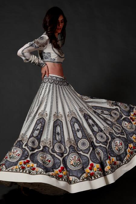 Rohit Bal_White , Chanderi, Lining Floral, Embroidered Bridal Lehenga Set _Online_at_Aza_Fashions
