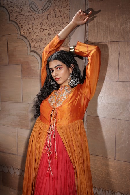 Buy_Neeta Bhargava_Red Handwoven Cotton Silk And Tissue  Lining Embellished Kurta & Skirt Set _Online_at_Aza_Fashions