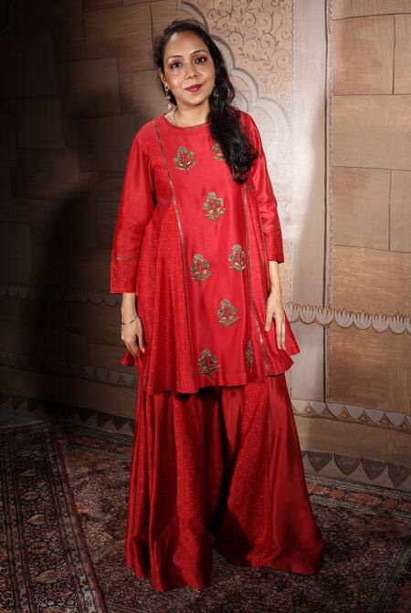 Shop_Neeta Bhargava_Red Handwoven Cotton Silk And Organza Round Embroidered Kurta & Gharara Set _Online_at_Aza_Fashions