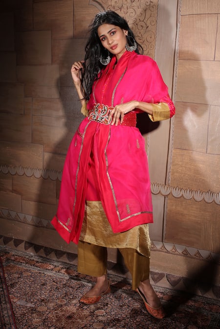 Neeta Bhargava Chanderi Kurta Set 