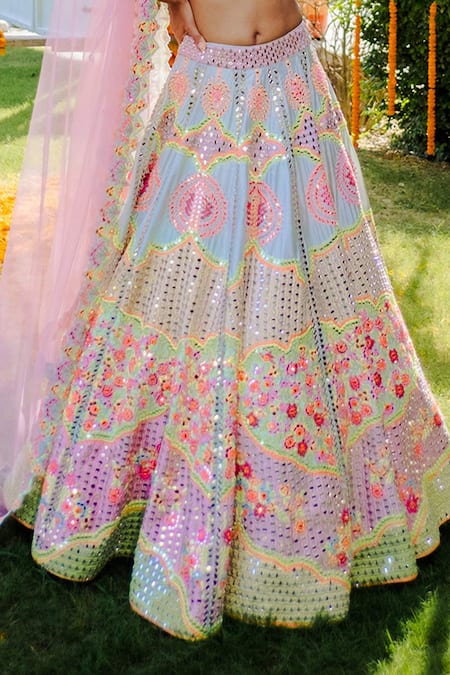 Shop Rajbinder Chahal Green Blouse And Lehenga Dupion Silk Dupatta Net Leaf Embroidered Bridal Set Online at Aza Fashions Shop_Rajbinder Chahal_Green Blouse And Lehenga Dupion Silk Dupatta Net Leaf Embroidered Bridal Set _Online_at_Aza_Fashions