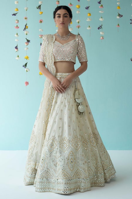 Angad Singh White Raw Silk Dupatta Net Lining Cotton Crepe Embroidery Bridal Lehenga Set 