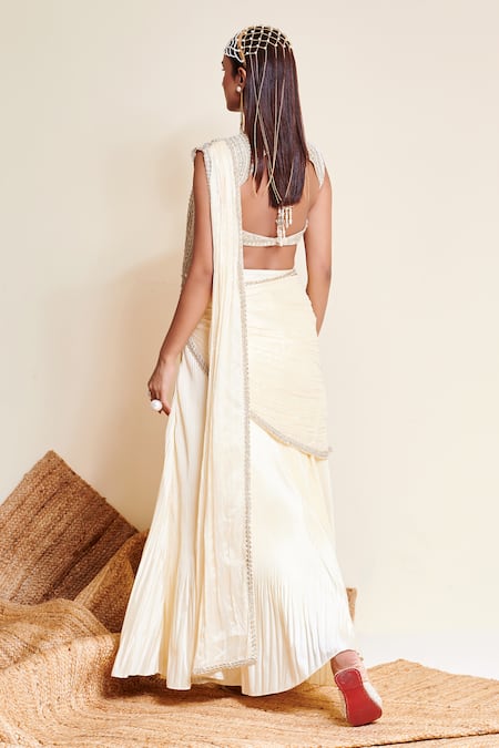 Shop Reeti Arneja Ivory Organza, Taffeta, Saraang Pre-stitched Saree With Embroidered Blouse at Aza Fashions Shop_Reeti Arneja_Ivory Organza, Taffeta, Saraang Pre-stitched Saree With Embroidered Blouse _at_Aza_Fashions