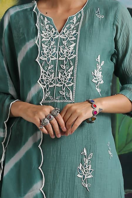 Buy Rekha Agra Blue Cotton Silk, Flat Chiffon, Handloom Chanderi Round Embroidered Kurta Set Online at Aza Fashions Buy_Rekha Agra_Blue Cotton Silk, Flat Chiffon, Handloom Chanderi Round Embroidered Kurta Set _Online_at_Aza_Fashions