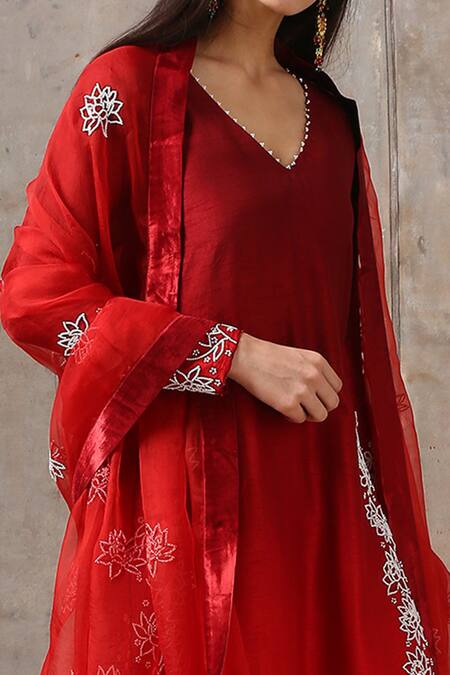Shop_Rekha Agra_Red Silk, Organza, Velvet V Neck Embroidered Kurta Set_Online_at_Aza_Fashions