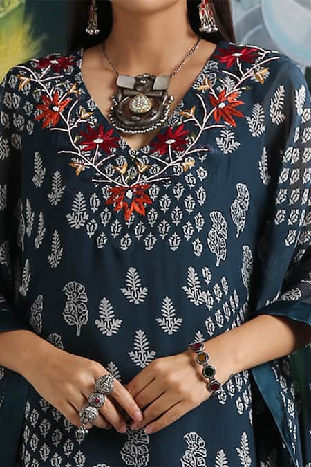 Rekha Agra_Blue Cotton Silk, Flat Chiffon V Neck Printed Kaftan Tunic And Pant Set _Online_at_Aza_Fashions