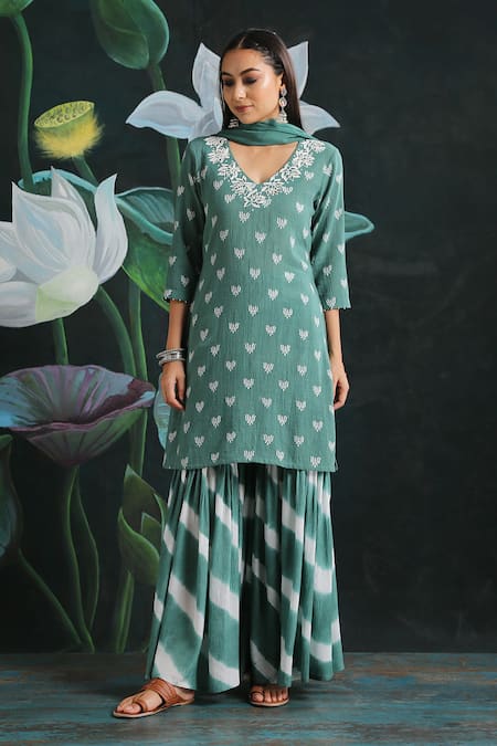 Rekha Agra Printed Kurta Set 