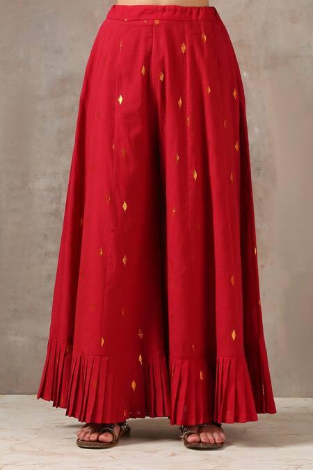 Buy_Rekha Agra_Red Organza, Cotton Slub Scoop Neck Embroidered Kurta Set _Online_at_Aza_Fashions