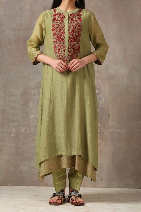 Rekha Agra_Green Cotton Lurex, Handloom Chanderi Mandarin Collar Kurta Set _Online_at_Aza_Fashions