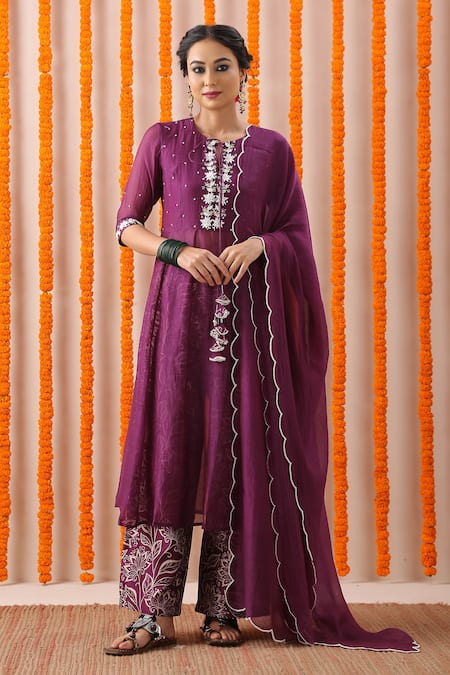 Rekha Agra Handloom Chanderi Kurta Pant Set 