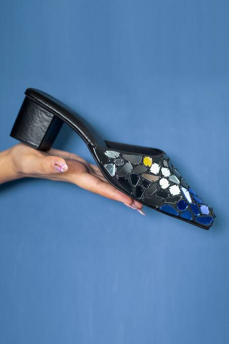 Shop Urbansway Black Embroidery Acrylic Mirror Pointed Toe Mules Online at Aza Fashions Shop_Urbansway_Black Embroidery Acrylic Mirror Pointed Toe Mules _Online_at_Aza_Fashions