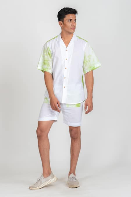 Runit Gupta_White Enzyme Washed Cotton Tie Dye Shorts_Online_at_Aza_Fashions