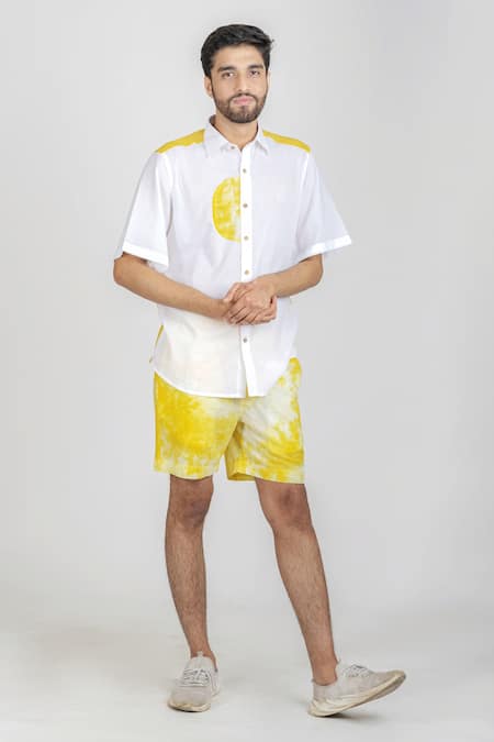 Runit Gupta White Enzyme Washed Cotton Tie Dye Shorts Online at Aza Fashions Runit Gupta_White Enzyme Washed Cotton Tie Dye Shorts _Online_at_Aza_Fashions