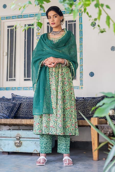 Rivaaj Clothing Green Cotton Printed Block Round Floral Anarkali Set 