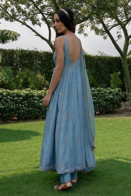 Shop Rashi Jain Blue Chanderi V Neck Noor Anarkali Set at Aza Fashions Shop_Rashi Jain_Blue Chanderi V Neck Noor Anarkali Set _at_Aza_Fashions