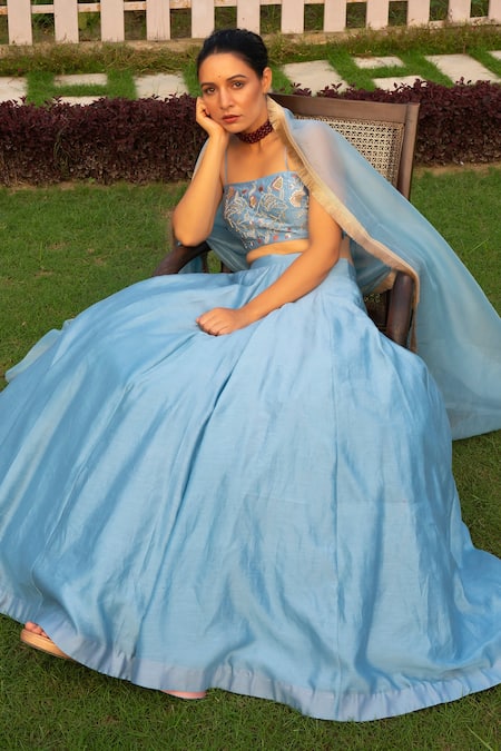 Rashi Jain Blue Chanderi Square Neck Asman Bridal Lehenga Set Online at Aza Fashions Rashi Jain_Blue Chanderi Square Neck Asman Bridal Lehenga Set _Online_at_Aza_Fashions