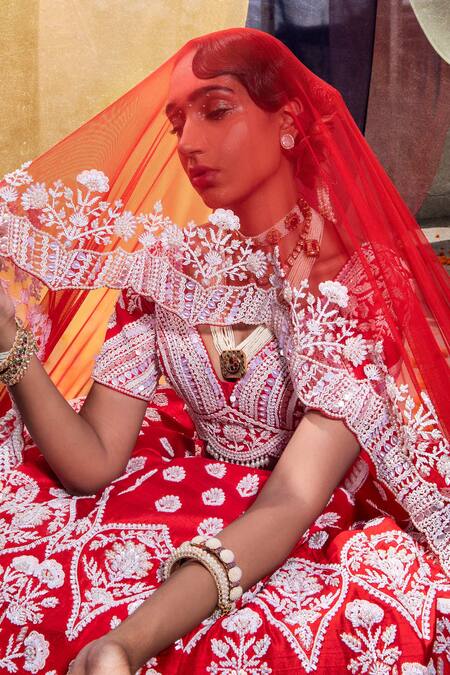 Shop Riantas Red Raw Silk, Net Sweetheart Neck Embroidered Bridal Lehenga Set Online at Aza Fashions Shop_Riantas_Red Raw Silk, Net Sweetheart Neck Embroidered Bridal Lehenga Set _Online_at_Aza_Fashions