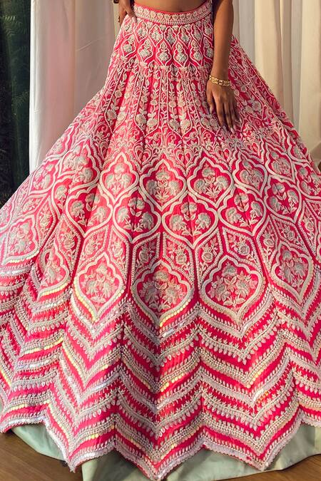 Buy_Riantas_Red Pure Silk Lining Chroma Pearl, Cutdana And Sequins, Nalki Bridal Lehenga Set _Online_at_Aza_Fashions