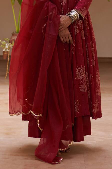 Rekha Agra Red Chanderi Cut Work, Sequins, Embroidery Floral Print Anarkali Pant Set Online at Aza Fashions Rekha Agra_Red Chanderi Cut Work, Sequins, Embroidery Floral Print Anarkali Pant Set _Online_at_Aza_Fashions