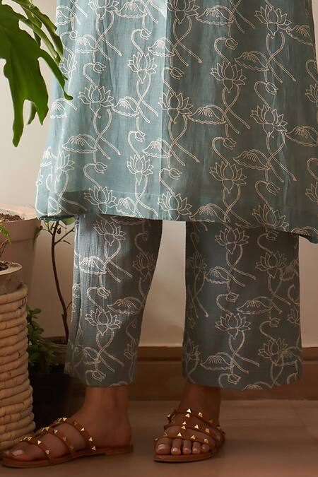 Rekha Agra Blue Cotton, Chanderi Sequins, Zari Round Printed Anti-fit Kimono And Pant Set Online at Aza Fashions Rekha Agra_Blue Cotton, Chanderi Sequins, Zari Round Printed Anti-fit Kimono And Pant Set _Online_at_Aza_Fashions