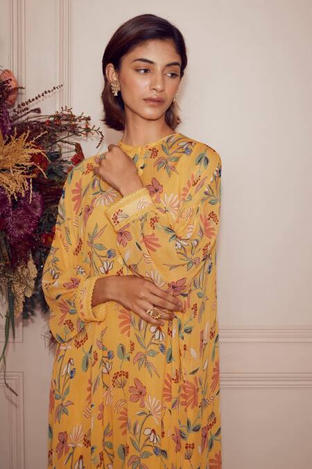 Ridhi Mehra_Yellow Kaftan Georgette And Inner Mulmul Floral Print Round Eira _at_Aza_Fashions