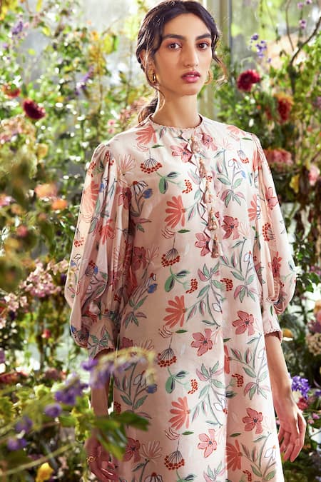 Ridhi Mehra_Beige Chanderi Round Kurta And Pant Set  _Online_at_Aza_Fashions