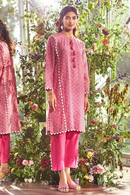 Ridhi Mehra Pink Chanderi Round Kurta And Pant Set Online at Aza Fashions Ridhi Mehra_Pink Chanderi Round Kurta And Pant Set _Online_at_Aza_Fashions
