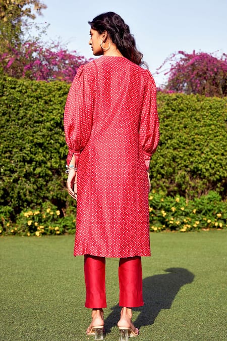 Buy Ridhi Mehra Red Chanderi Round Kurta And Pant Set Online at Aza Fashions Buy_Ridhi Mehra_Red Chanderi Round Kurta And Pant Set _Online_at_Aza_Fashions