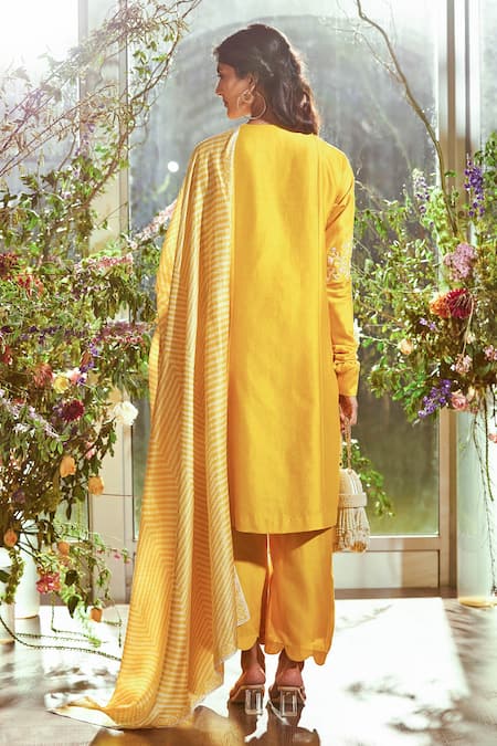 Ridhi Mehra Chanderi Kurta Set 